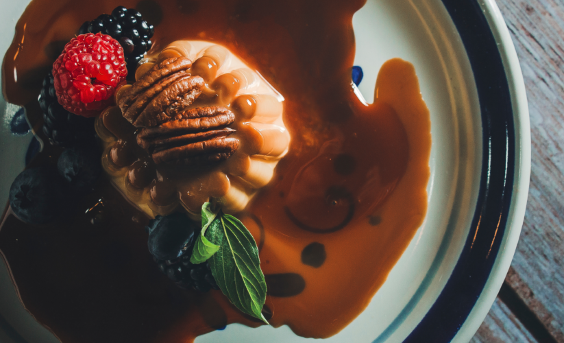Flan de Vainilla con Toffee y Sal Marina